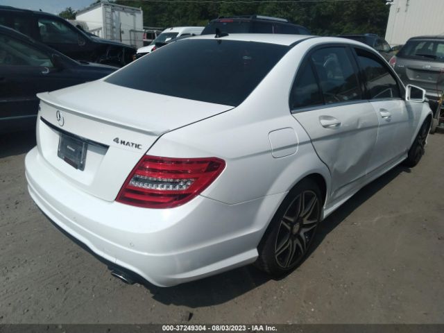 Photo 3 VIN: WDDGF8AB6DR299240 - MERCEDES-BENZ C 300 