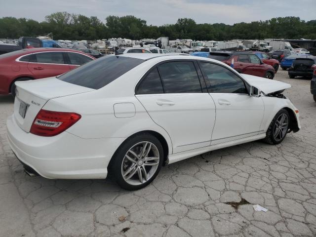 Photo 2 VIN: WDDGF8AB6ER302316 - MERCEDES-BENZ C 300 4MAT 