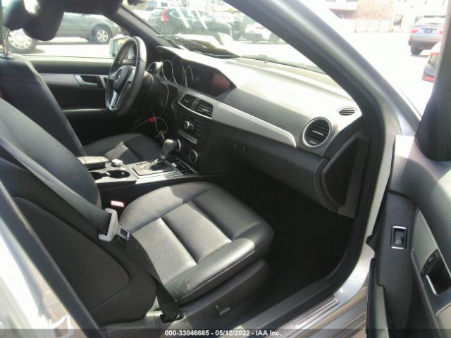 Photo 4 VIN: WDDGF8AB6ER304194 - MERCEDES-BENZ C-CLASS 