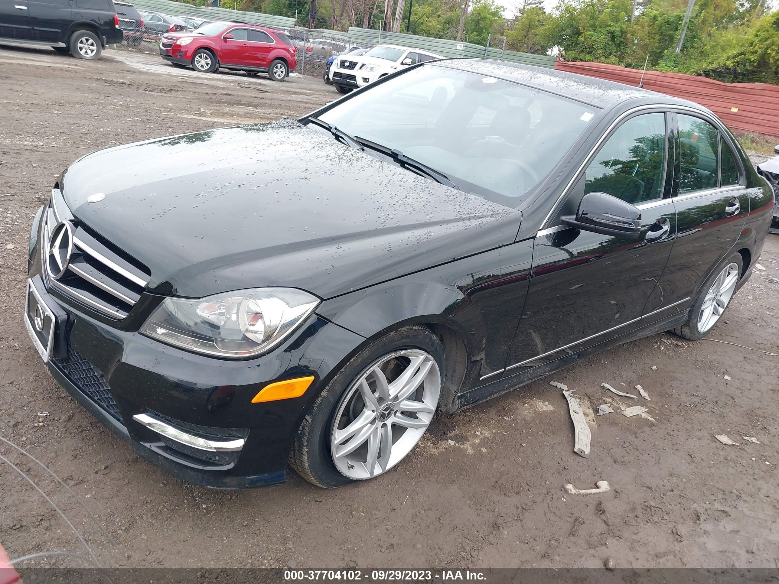 Photo 1 VIN: WDDGF8AB6ER312120 - MERCEDES-BENZ C-KLASSE 