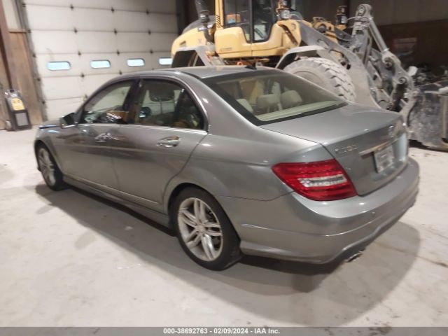 Photo 2 VIN: WDDGF8AB6ER319617 - MERCEDES-BENZ C 300 