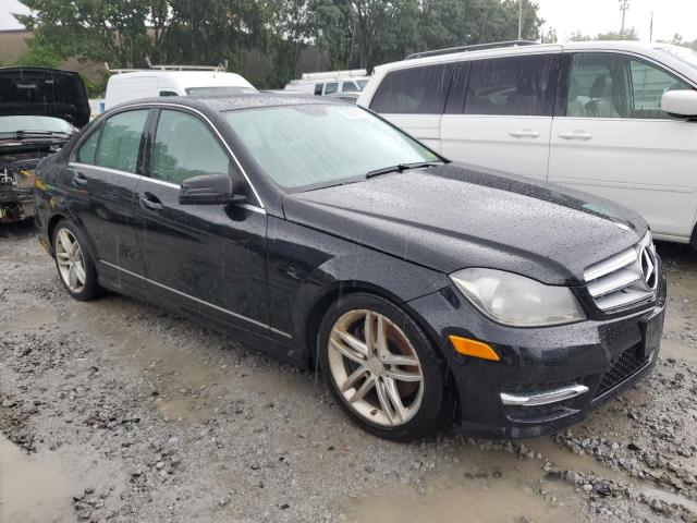 Photo 3 VIN: WDDGF8AB7DA806662 - MERCEDES-BENZ C 300 4MAT 