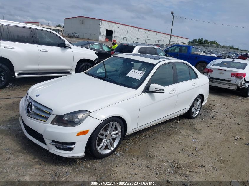 Photo 1 VIN: WDDGF8AB7DA809531 - MERCEDES-BENZ C-KLASSE 