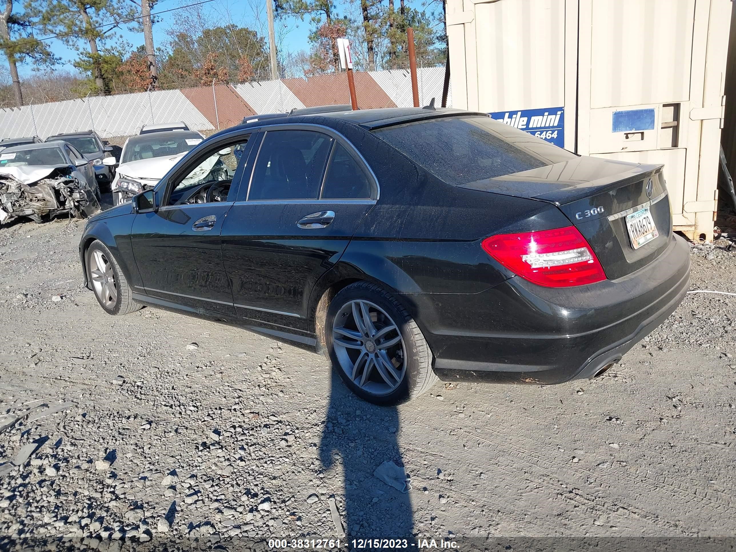 Photo 2 VIN: WDDGF8AB7DA839886 - MERCEDES-BENZ C-KLASSE 