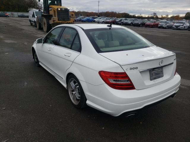 Photo 2 VIN: WDDGF8AB7DG065829 - MERCEDES-BENZ C 300 4MAT 