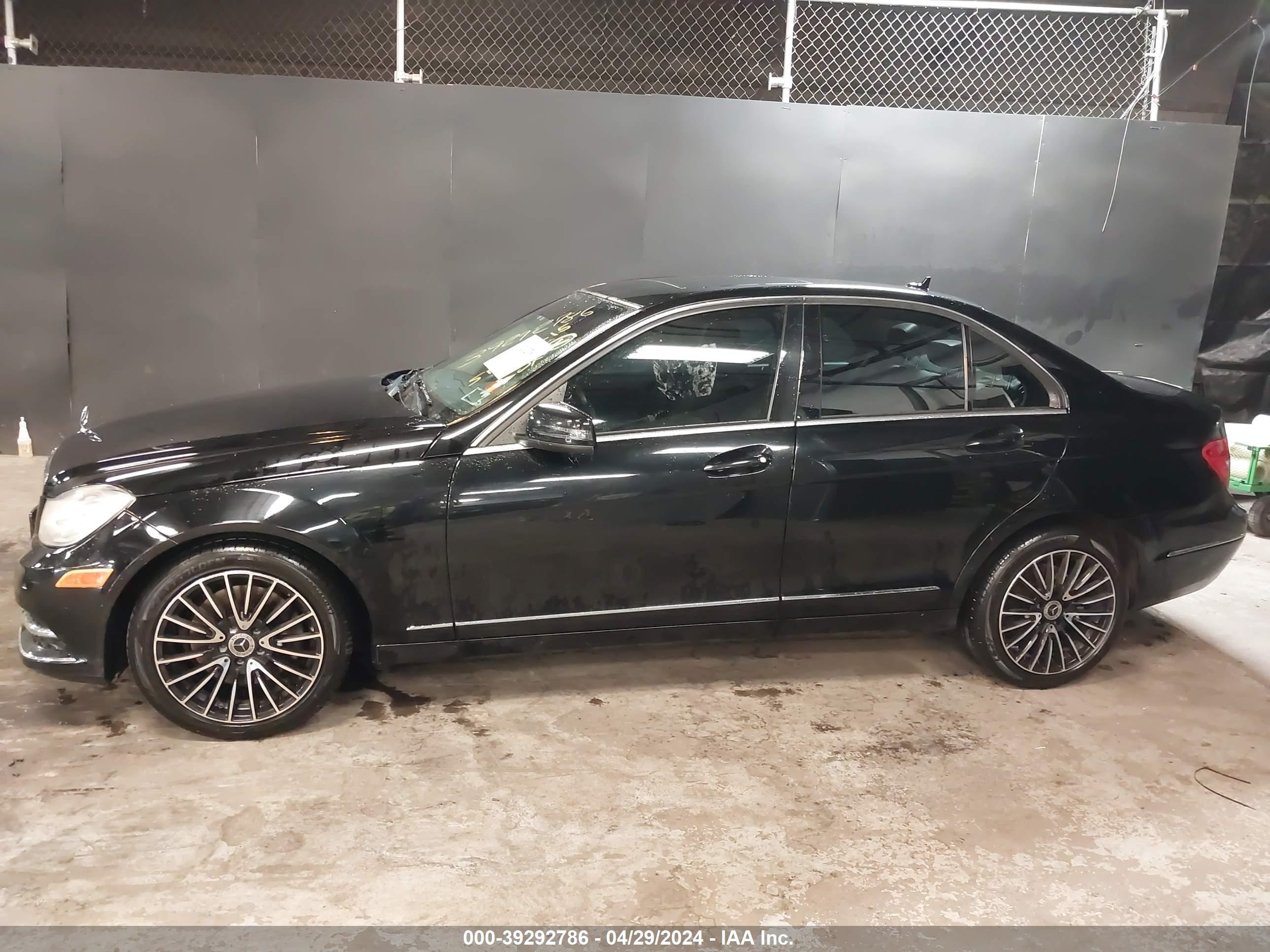 Photo 14 VIN: WDDGF8AB7DR246112 - MERCEDES-BENZ C-KLASSE 