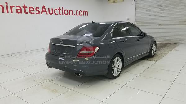 Photo 8 VIN: WDDGF8AB7DR247311 - MERCEDES-BENZ C 300 