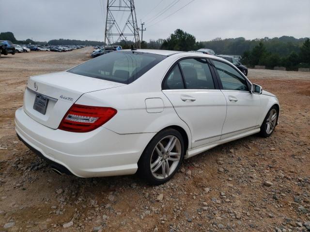 Photo 2 VIN: WDDGF8AB7DR265369 - MERCEDES-BENZ C 300 4MAT 