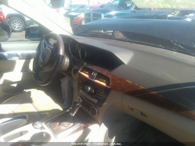 Photo 4 VIN: WDDGF8AB7DR265579 - MERCEDES-BENZ C-CLASS 