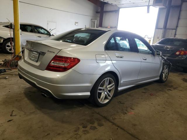 Photo 2 VIN: WDDGF8AB7DR285038 - MERCEDES-BENZ C 300 4MAT 