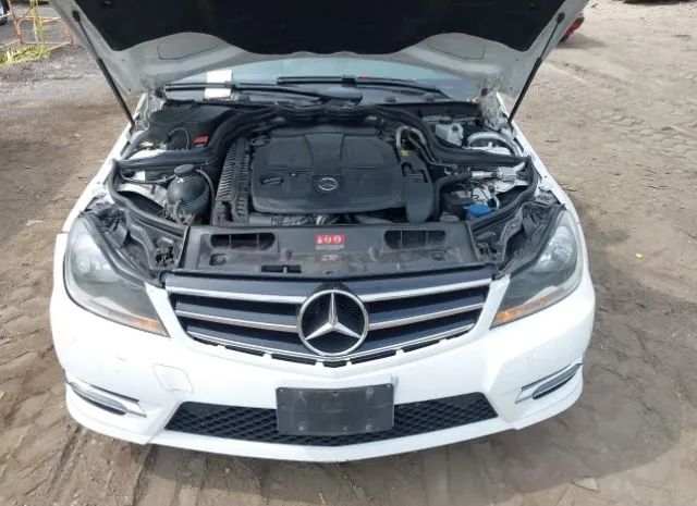 Photo 9 VIN: WDDGF8AB7EA888653 - MERCEDES-BENZ C-CLASS 