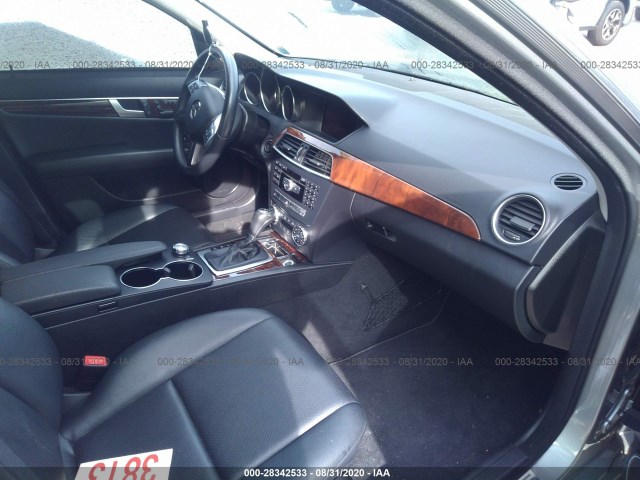 Photo 4 VIN: WDDGF8AB7ER321098 - MERCEDES-BENZ C 300 