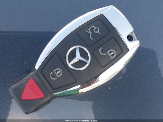 Photo 10 VIN: WDDGF8AB8DA835331 - MERCEDES-BENZ C-CLASS 