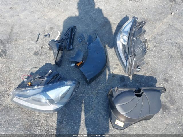 Photo 11 VIN: WDDGF8AB8DA835331 - MERCEDES-BENZ C-CLASS 