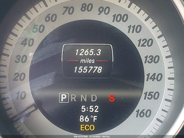 Photo 15 VIN: WDDGF8AB8DA835331 - MERCEDES-BENZ C-CLASS 