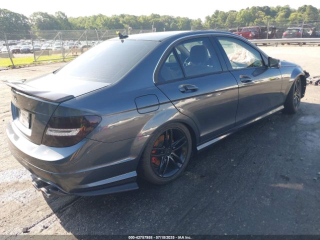 Photo 3 VIN: WDDGF8AB8DA835331 - MERCEDES-BENZ C-CLASS 