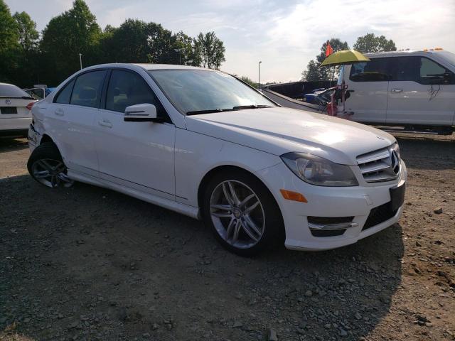 Photo 3 VIN: WDDGF8AB8DR241937 - MERCEDES-BENZ C 300 4MAT 