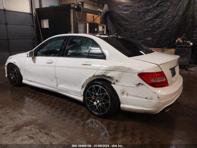 Photo 5 VIN: WDDGF8AB8DR249584 - MERCEDES-BENZ C 300 