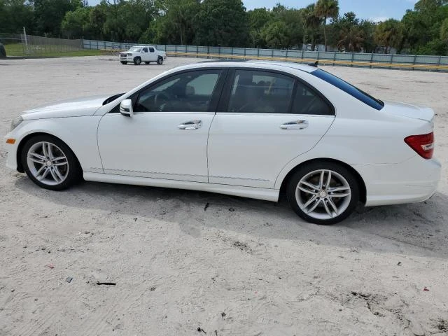 Photo 1 VIN: WDDGF8AB8DR254185 - MERCEDES-BENZ C 300 4MAT 