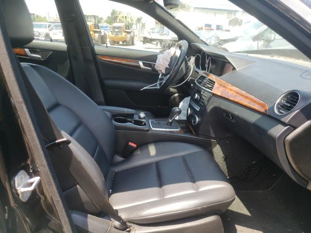 Photo 4 VIN: WDDGF8AB8DR260956 - MERCEDES-BENZ C 300 4MAT 