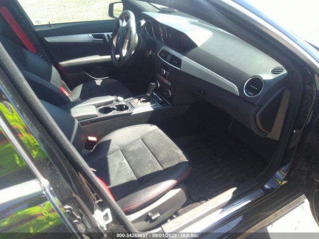 Photo 4 VIN: WDDGF8AB8DR273917 - MERCEDES-BENZ C-CLASS 