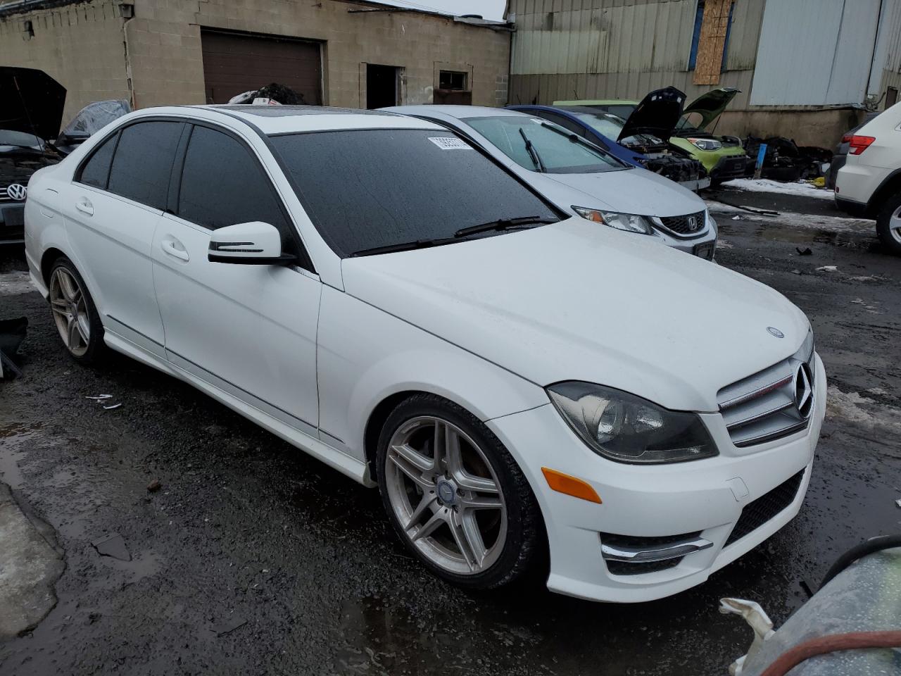 Photo 3 VIN: WDDGF8AB8DR275876 - MERCEDES-BENZ C-KLASSE 