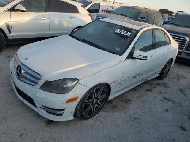 Photo 0 VIN: WDDGF8AB8DR283184 - MERCEDES-BENZ C 300 4MAT 