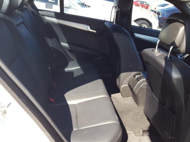 Photo 5 VIN: WDDGF8AB8DR293794 - MERCEDES-BENZ C 300 4MAT 