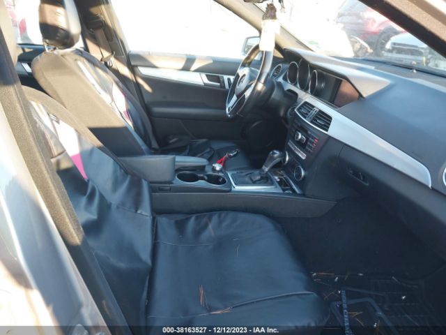 Photo 4 VIN: WDDGF8AB8EA921711 - MERCEDES-BENZ C 300 