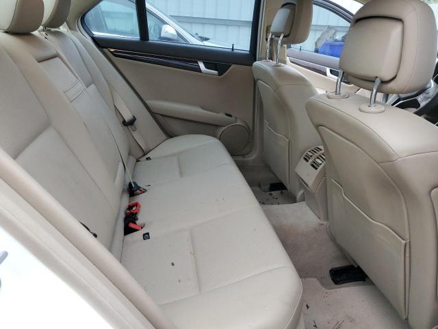 Photo 9 VIN: WDDGF8AB8EA933308 - MERCEDES-BENZ C 300 4MAT 