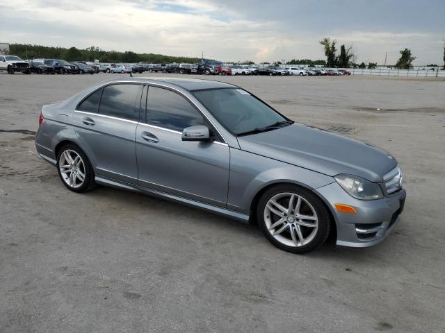 Photo 3 VIN: WDDGF8AB9DA760669 - MERCEDES-BENZ C 300 4MAT 