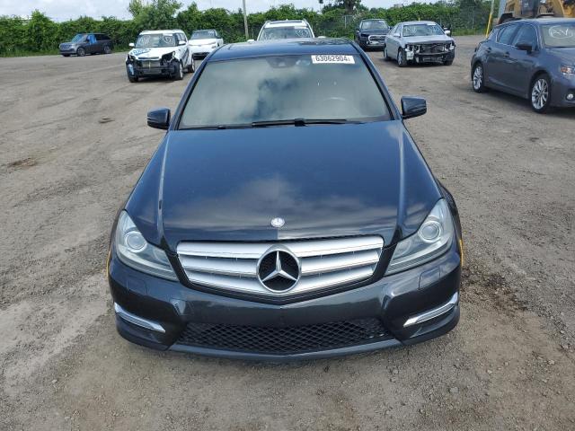 Photo 4 VIN: WDDGF8AB9DA829330 - MERCEDES-BENZ C-CLASS 