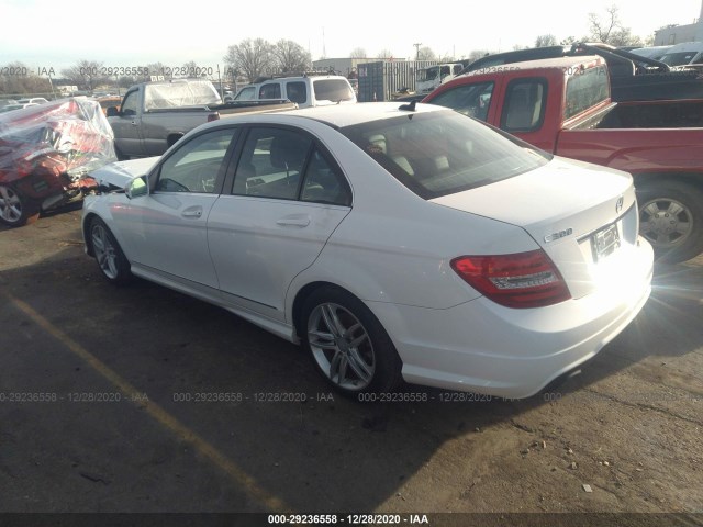 Photo 2 VIN: WDDGF8AB9DA860352 - MERCEDES-BENZ C-CLASS 