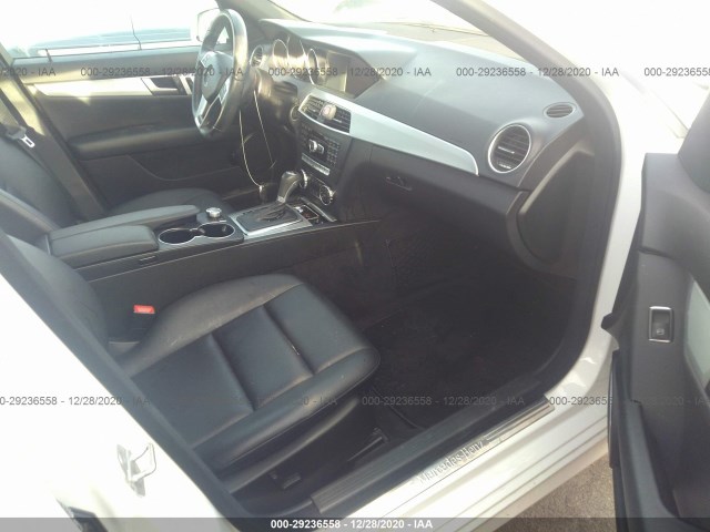 Photo 4 VIN: WDDGF8AB9DA860352 - MERCEDES-BENZ C-CLASS 