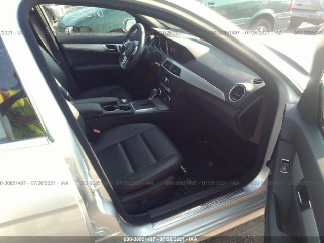 Photo 4 VIN: WDDGF8AB9DG124301 - MERCEDES-BENZ C-CLASS 