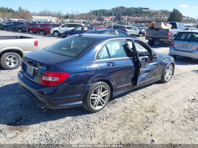 Photo 3 VIN: WDDGF8AB9DR250078 - MERCEDES-BENZ C 300 