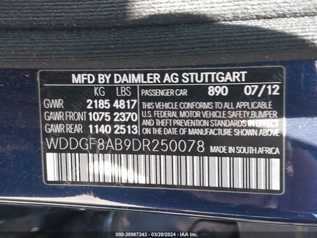 Photo 8 VIN: WDDGF8AB9DR250078 - MERCEDES-BENZ C 300 