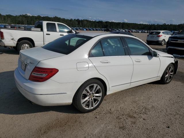 Photo 2 VIN: WDDGF8AB9DR277099 - MERCEDES-BENZ C300 