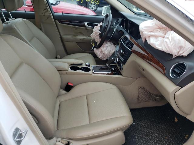 Photo 4 VIN: WDDGF8AB9DR282710 - MERCEDES-BENZ C 300 4MAT 