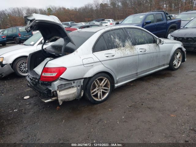 Photo 3 VIN: WDDGF8AB9DR295358 - MERCEDES-BENZ C-CLASS 