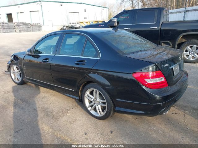 Photo 2 VIN: WDDGF8AB9EG219538 - MERCEDES-BENZ C-CLASS 