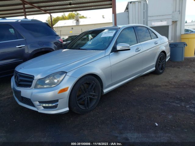 Photo 1 VIN: WDDGF8AB9ER303301 - MERCEDES-BENZ C 300 