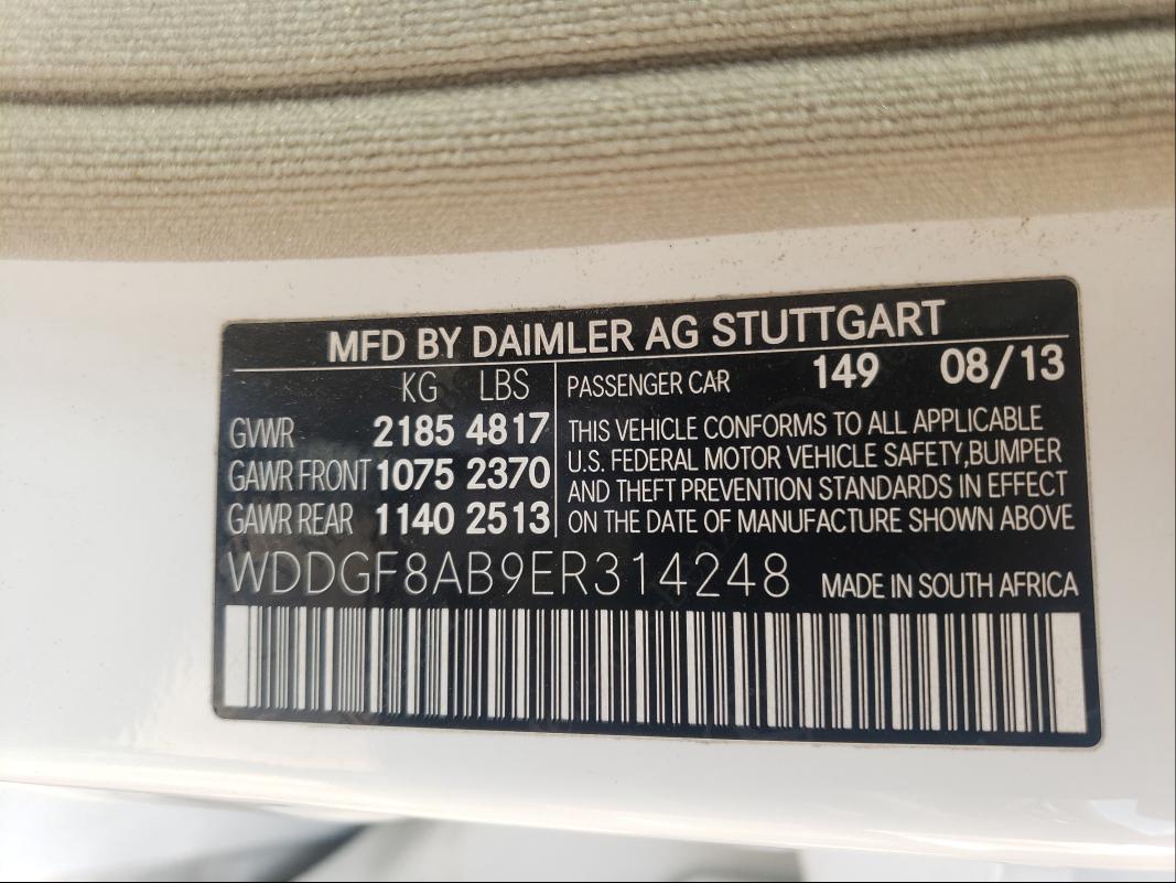 Photo 9 VIN: WDDGF8AB9ER314248 - MERCEDES-BENZ C 300 4MAT 