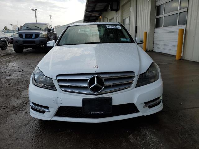 Photo 4 VIN: WDDGF8ABXDR243964 - MERCEDES-BENZ C 300 4MAT 