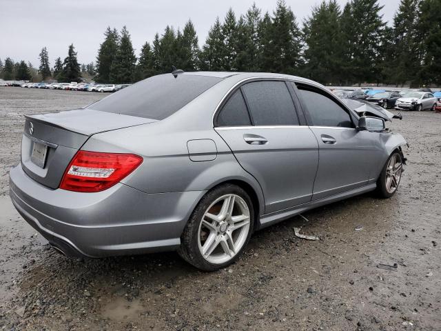 Photo 2 VIN: WDDGF8ABXDR285003 - MERCEDES-BENZ C-CLASS 