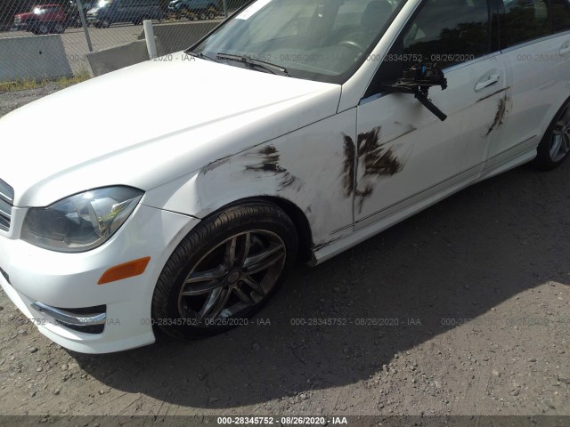 Photo 5 VIN: WDDGF8ABXEA891823 - MERCEDES-BENZ C-CLASS 