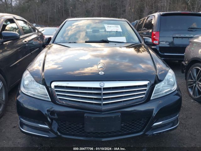 Photo 5 VIN: WDDGF8ABXEG224618 - MERCEDES-BENZ C 300 