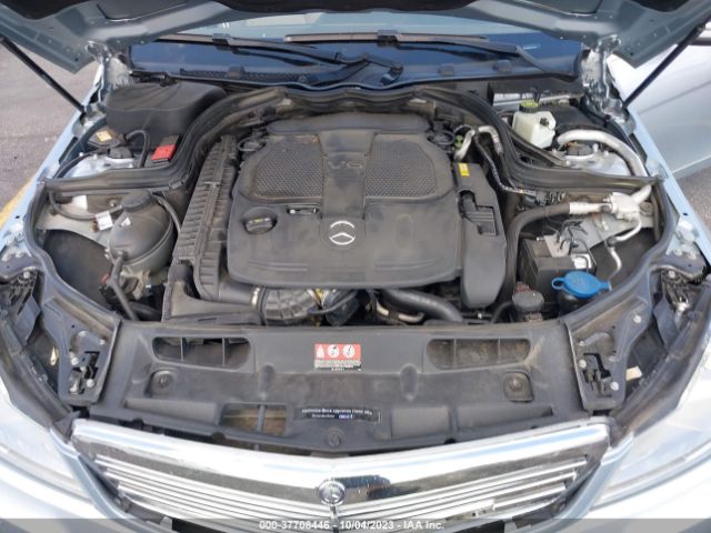 Photo 9 VIN: WDDGF8ABXEG227051 - MERCEDES-BENZ C 300 