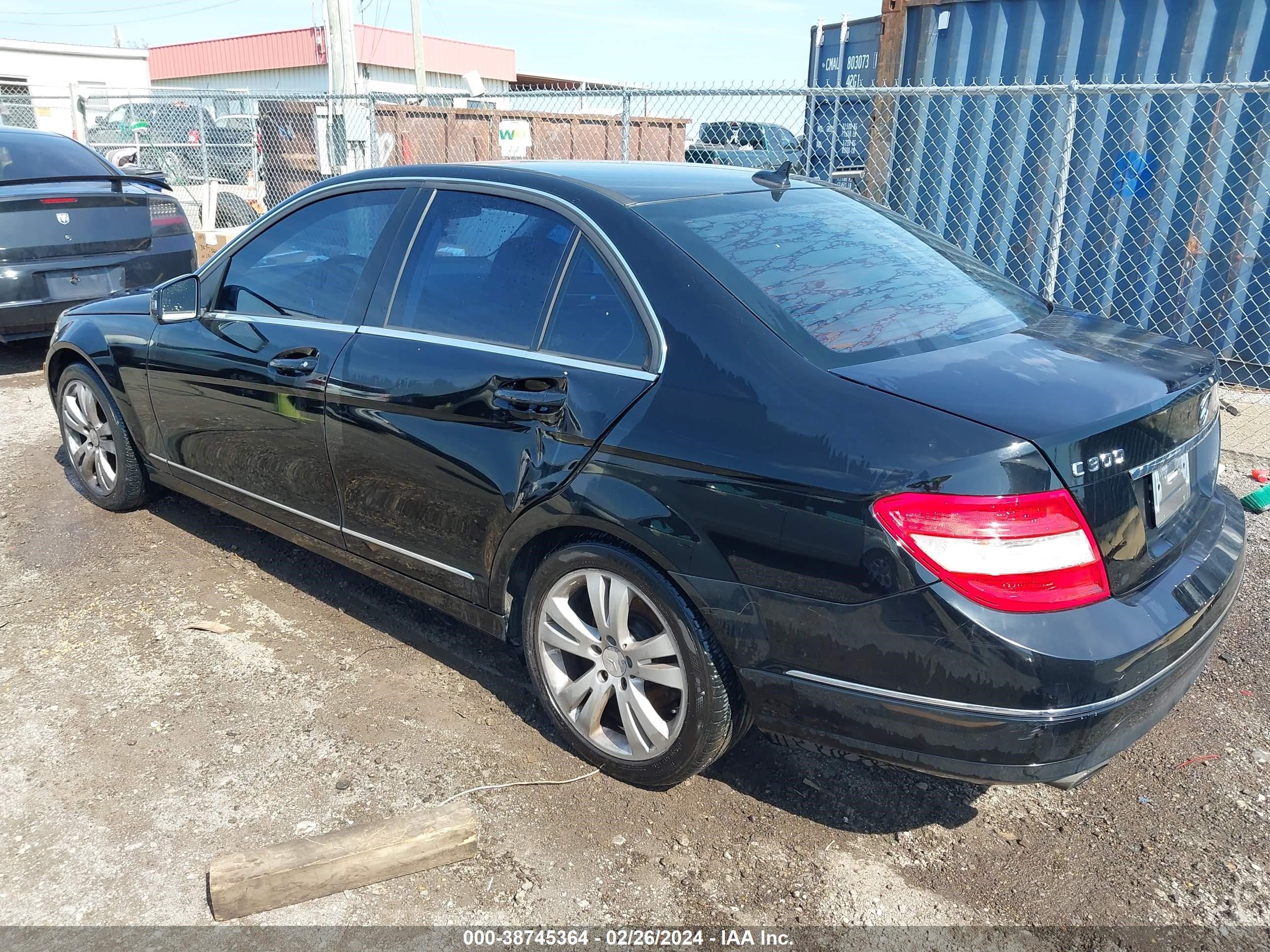 Photo 2 VIN: WDDGF8BB0AF420291 - MERCEDES-BENZ C-KLASSE 