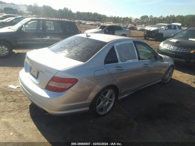 Photo 3 VIN: WDDGF8BB0AF447376 - MERCEDES-BENZ C 300 